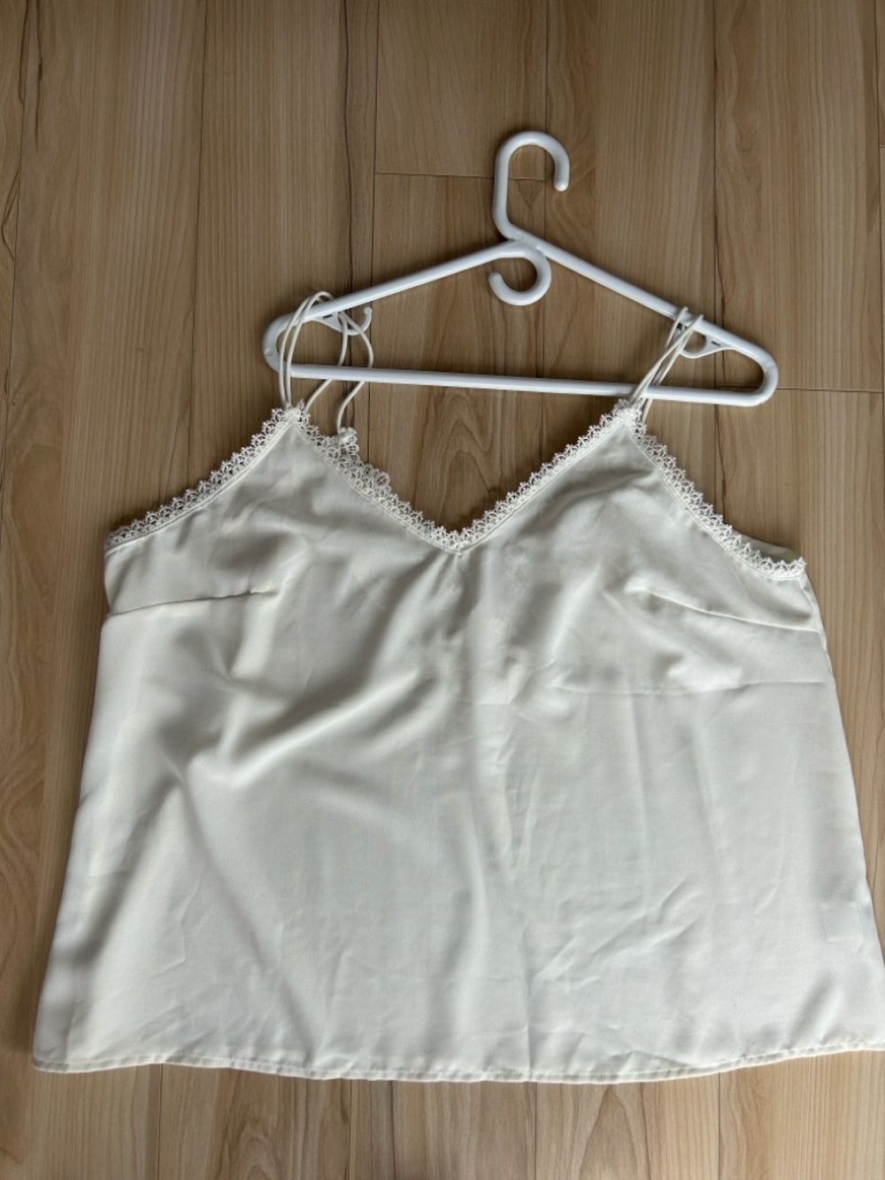 SHEIN Cream Lace V-Neck Satin look (polyester)  Camisole